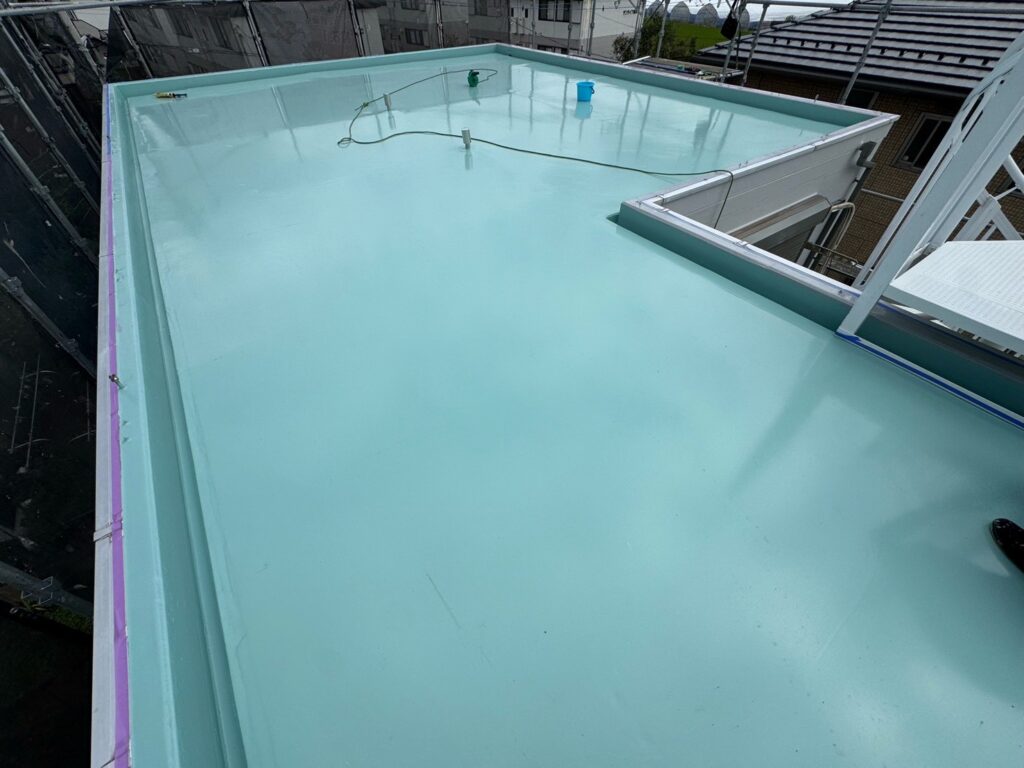 ウレタン防水２層目<br />
（完了）